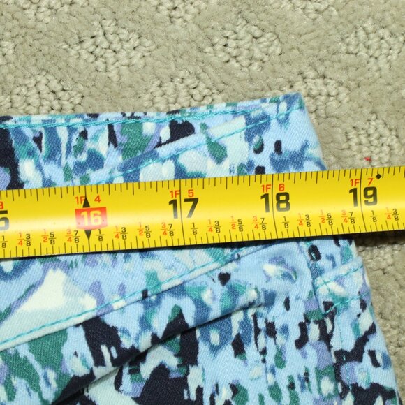 Nine West Chrystie Women's 16 Blue Patterned Cuffed Capri Jeans - Picture 6 of 6